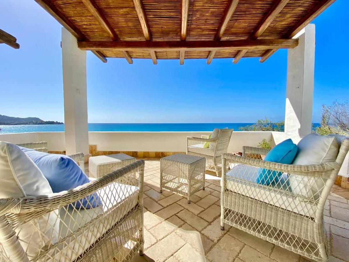 Beachfront House Geremeas Sardegna 아파트 외부 사진